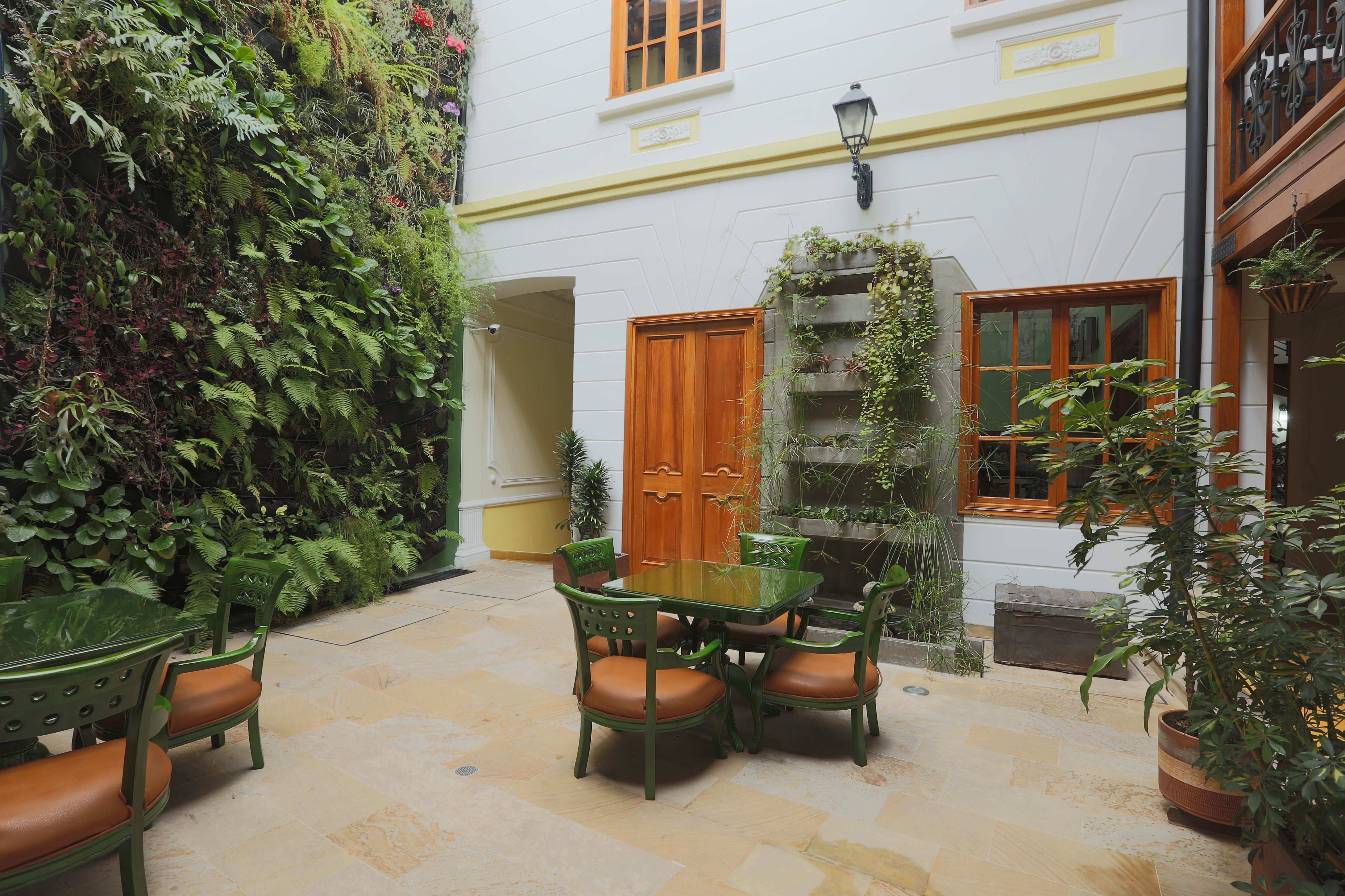 Hotel Santa Lucia Boutique Spa Bogotá Exteriér fotografie Patio of the hotel