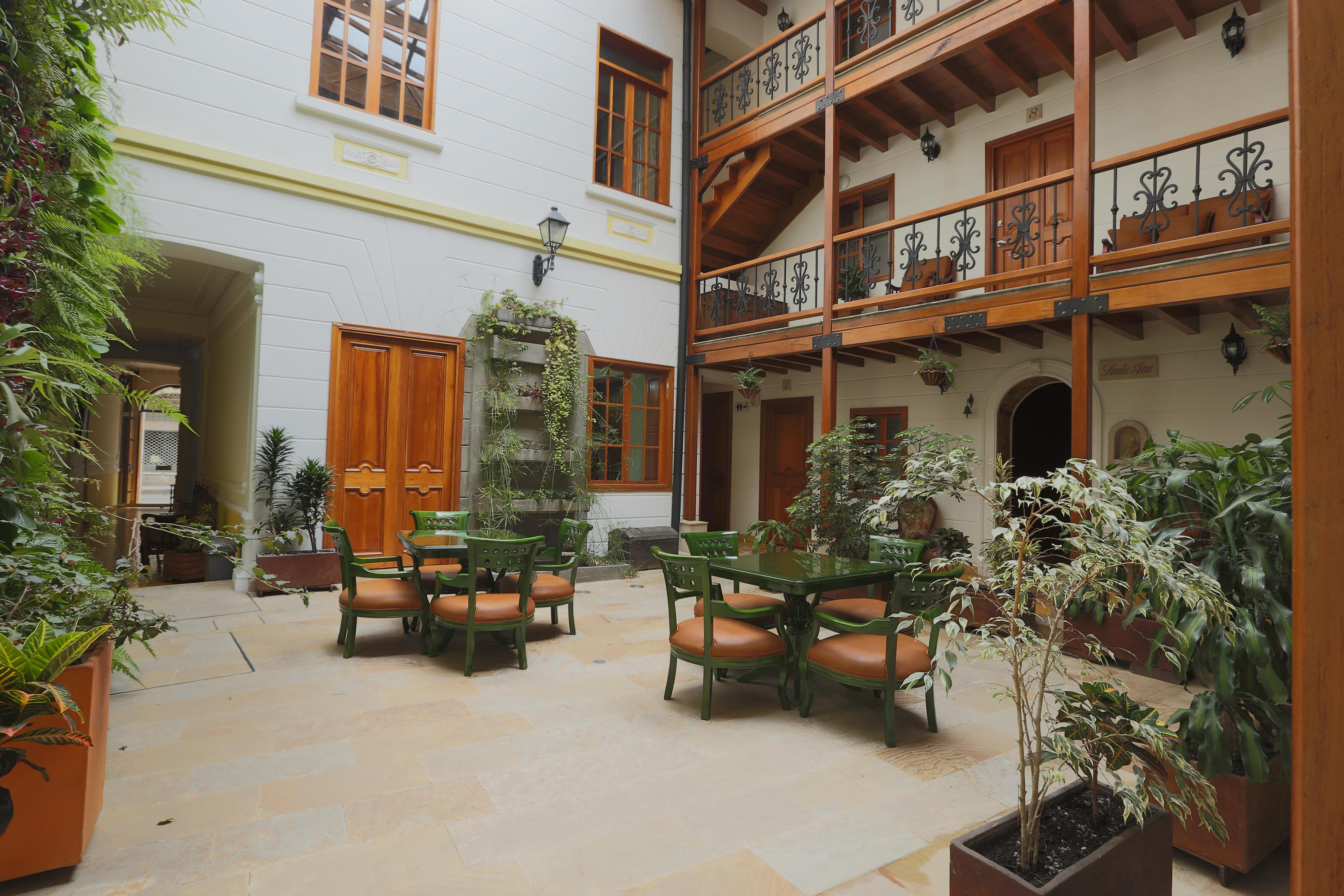 Hotel Santa Lucia Boutique Spa Bogotá Exteriér fotografie Patio of the hotel